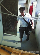 他曾正在饭桌上听白叟提过